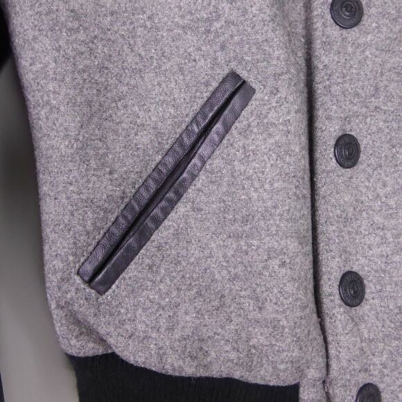 True Religion Varsity Jacket Womens SZ XS Leather Sleeves Wool Blend Body EUC - Picture 5 of 10